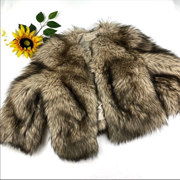 Beautiful faux fur coat - Picture 4 of 5